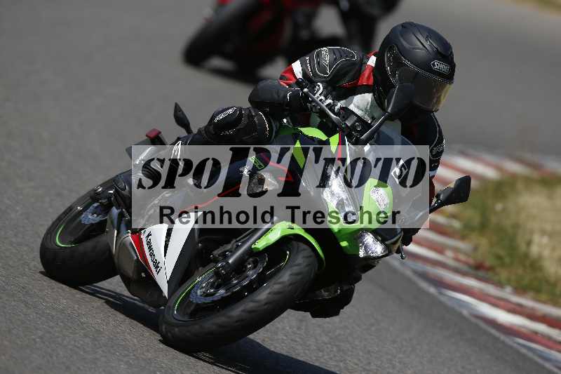 Archiv-2023/28 05.06.2023 Moto Club Anneau du Rhin/blanc-novice/5